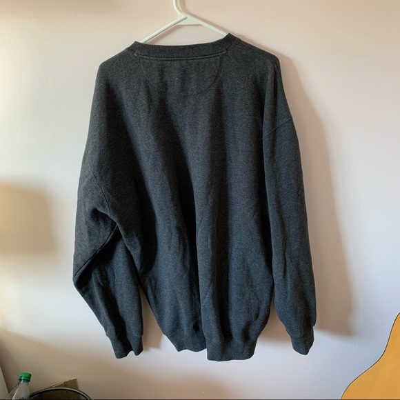 🌴3 /$40 🌴 Grey fila pullover crewneck - Picture 2 of 6